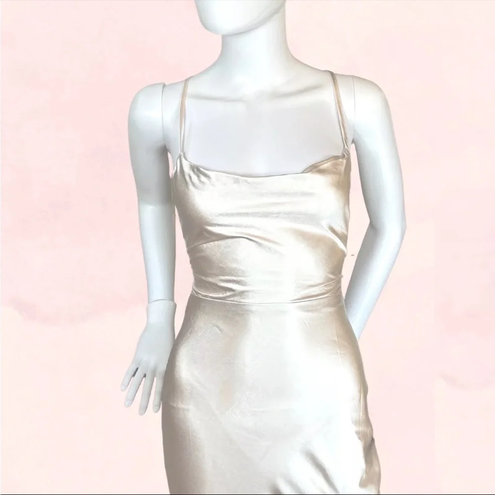 Elegant Cream Satin Slip Dress - Picture 4 of 5